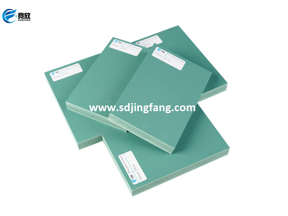 Plastic foamed sheet