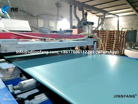 Green PVC foam board (1)